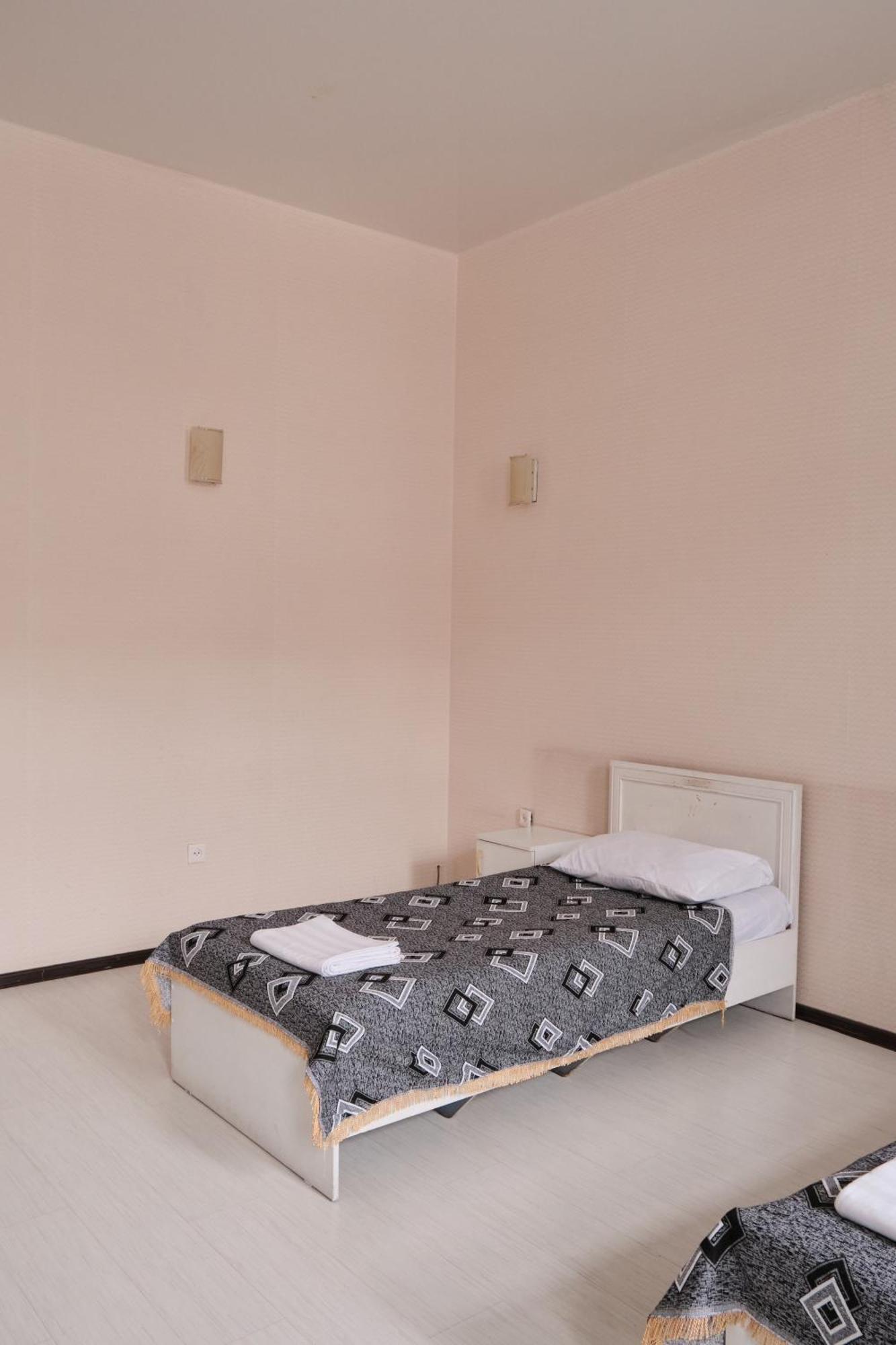 Hotel Europa Semey Bagian luar foto